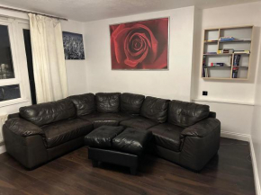 Stylish 1BR Apt w Fireplace & High-Speed WiFi
